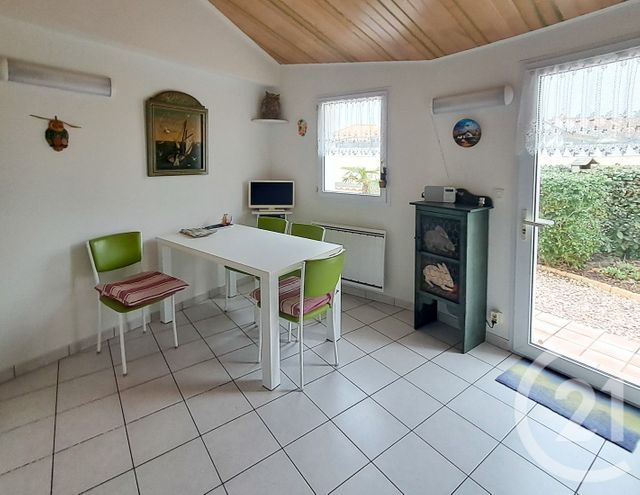 maison à vendre - 5 pièces - 139.0 m2 - BRETIGNOLLES SUR MER - 85 - PAYS-DE-LOIRE - Century 21 Bleu Marine