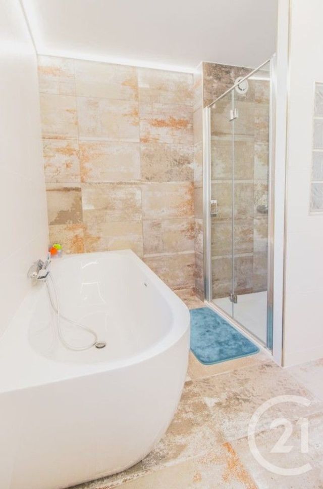 Afficher la photo en grand maison à vendre - 9 pièces - 251.0 m2 - BRETIGNOLLES SUR MER - 85 - PAYS-DE-LOIRE - Century 21 Bleu Marine