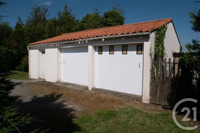 maison à vendre - 5 pièces - 118.09 m2 - LANDEVIEILLE - 85 - PAYS-DE-LOIRE - Century 21 Bleu Marine maison à vendre - 5 pièces - 118.09 m2 - LANDEVIEILLE - 85 - PAYS-DE-LOIRE - Century 21 Bleu Marine