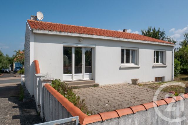 maison à vendre - 4 pièces - 90.0 m2 - LA CHAIZE GIRAUD - 85 - PAYS-DE-LOIRE - Century 21 Bleu Marine