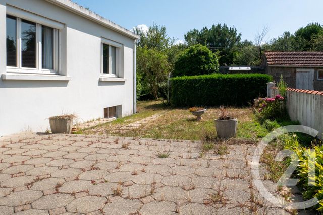 maison à vendre - 4 pièces - 90.0 m2 - LA CHAIZE GIRAUD - 85 - PAYS-DE-LOIRE - Century 21 Bleu Marine