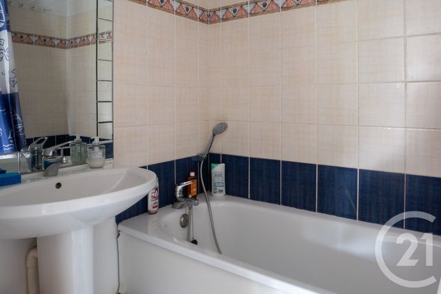 Appartement F3 à vendre - 3 pièces - 50.0 m2 - BRETIGNOLLES SUR MER - 85 - PAYS-DE-LOIRE - Century 21 Bleu Marine