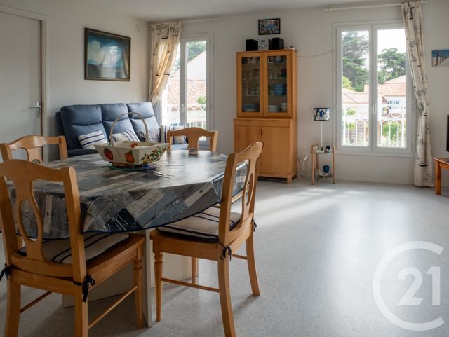 Appartement F3 à vendre - 3 pièces - 50.0 m2 - BRETIGNOLLES SUR MER - 85 - PAYS-DE-LOIRE - Century 21 Bleu Marine