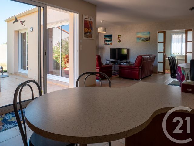 maison à vendre - 5 pièces - 119.21 m2 - BRETIGNOLLES SUR MER - 85 - PAYS-DE-LOIRE - Century 21 Bleu Marine
