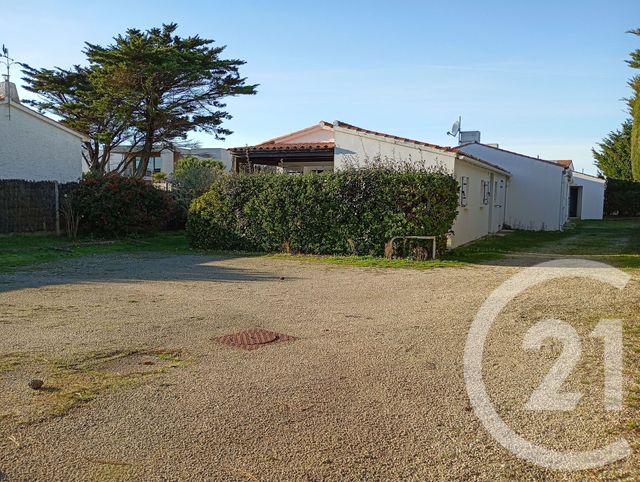 maison à vendre - 12 pièces - 171.71 m2 - BRETIGNOLLES SUR MER - 85 - PAYS-DE-LOIRE - Century 21 Bleu Marine