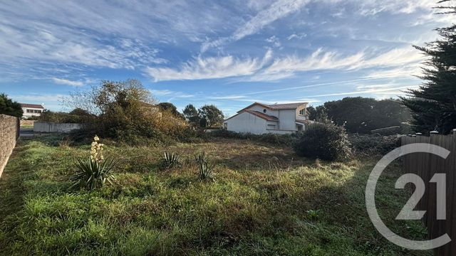 terrain à vendre - 583.0 m2 - BRETIGNOLLES SUR MER - 85 - PAYS-DE-LOIRE - Century 21 Bleu Marine