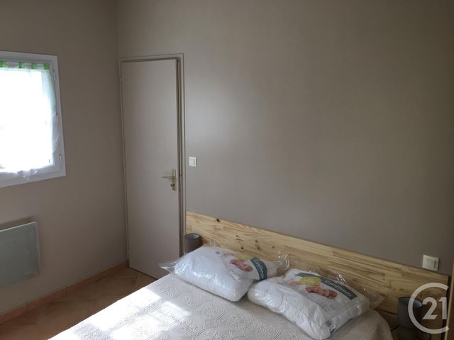 maison à louer - 2 pièces - 38.0 m2 - LA CHAIZE GIRAUD - 85 - PAYS-DE-LOIRE - Century 21 Bleu Marine