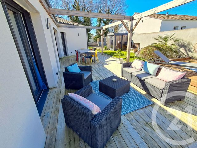 maison à vendre - 4 pièces - 122.1 m2 - LANDEVIEILLE - 85 - PAYS-DE-LOIRE - Century 21 Bleu Marine