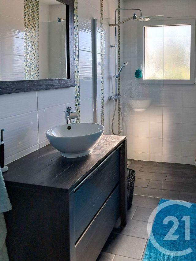 maison à vendre - 4 pièces - 122.1 m2 - LANDEVIEILLE - 85 - PAYS-DE-LOIRE - Century 21 Bleu Marine