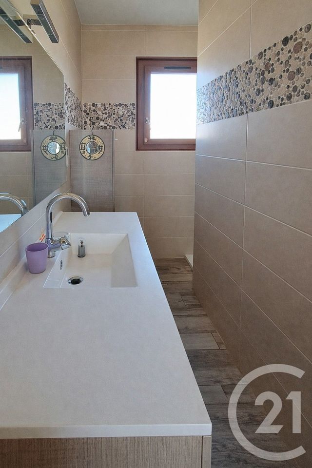 maison à vendre - 7 pièces - 134.25 m2 - BRETIGNOLLES SUR MER - 85 - PAYS-DE-LOIRE - Century 21 Bleu Marine