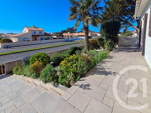 maison à vendre - 7 pièces - 134.25 m2 - BRETIGNOLLES SUR MER - 85 - PAYS-DE-LOIRE - Century 21 Bleu Marine