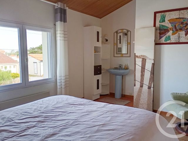 maison à vendre - 6 pièces - 136.42 m2 - BRETIGNOLLES SUR MER - 85 - PAYS-DE-LOIRE - Century 21 Bleu Marine