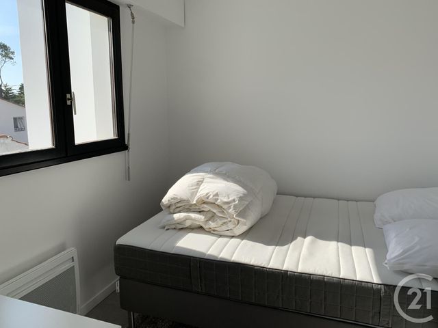 Appartement Duplex à louer - 4 pièces - 41.51 m2 - BRETIGNOLLES SUR MER - 85 - PAYS-DE-LOIRE - Century 21 Bleu Marine