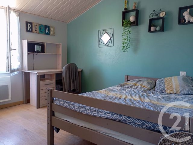 maison à vendre - 7 pièces - 162.73 m2 - LA CHAIZE GIRAUD - 85 - PAYS-DE-LOIRE - Century 21 Bleu Marine